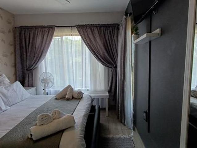 Apartment for sale in Princess Grant, Kwazulu-natal