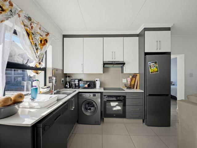 Apartment for sale in Princess Grant, Kwazulu-natal