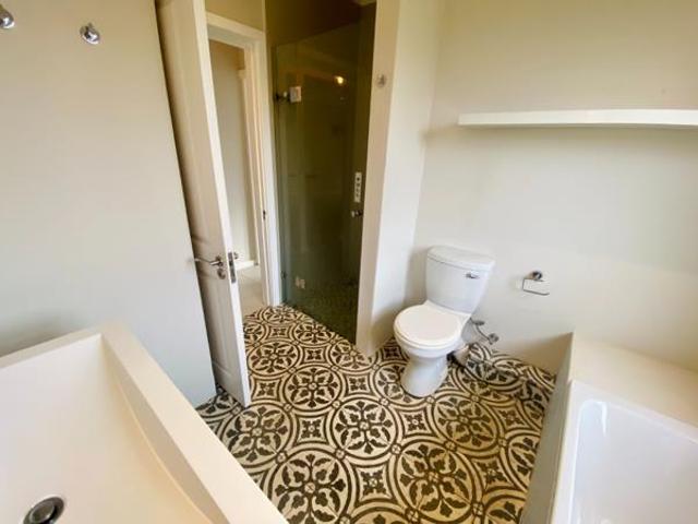 Apartment for sale in Princess Grant, Kwazulu-natal