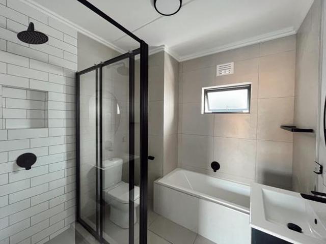 Apartment for rent in Princess Grant, Kwazulu-natal