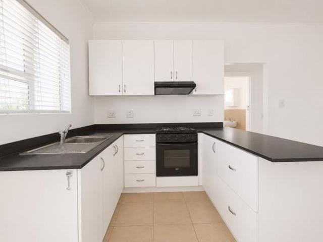 Apartment for sale in Princess Grant, Kwazulu-natal
