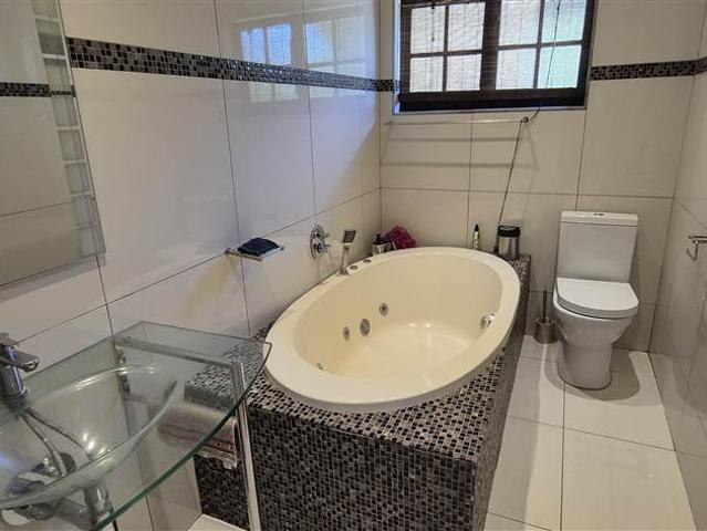 Apartment for sale in Ugu District Municipality, Kwazulu-natal