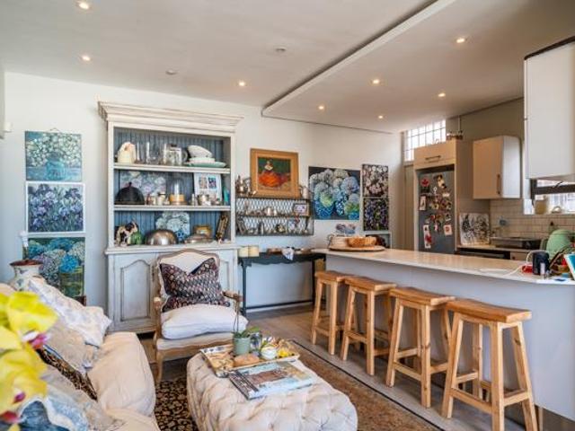 Apartment for sale in Cape Town, Western Cape