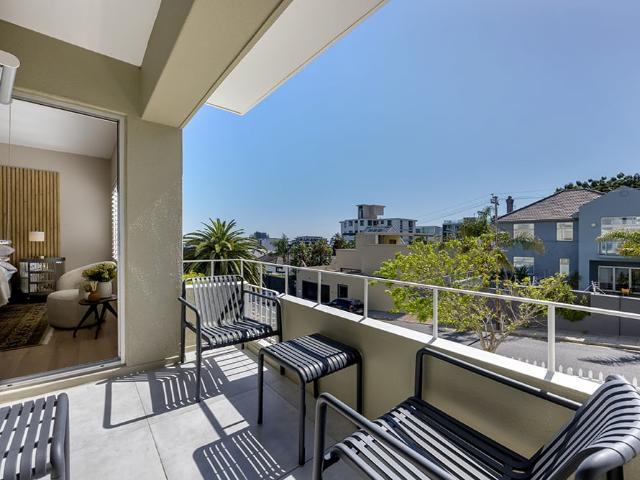 Apartment for rent in Bantry Bay, Cape Town