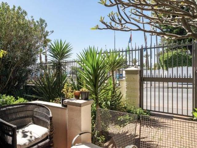 Apartment for sale in Cape Town, Western Cape