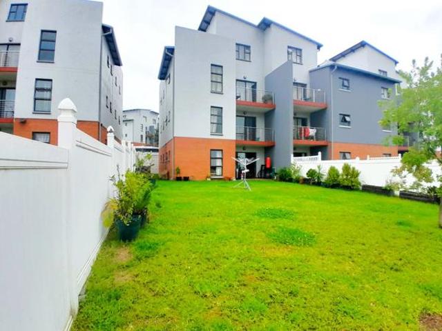 Apartment for sale in Vosloorus, Gauteng