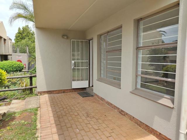 Apartment for sale in Bedfordview, City of Ekurhuleni Metropolitan Municipality