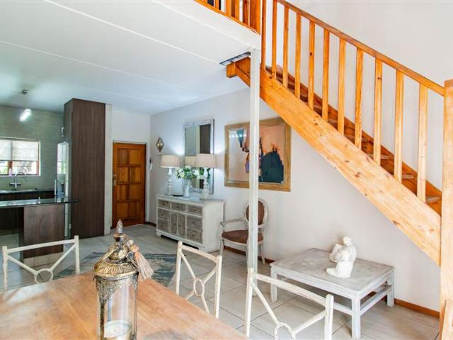 Apartment for sale in Johannesburg, East