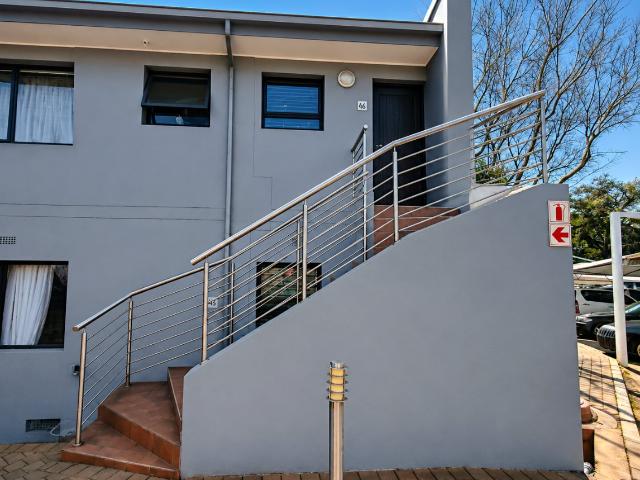Apartment for sale in Bedfordview, City of Ekurhuleni Metropolitan Municipality