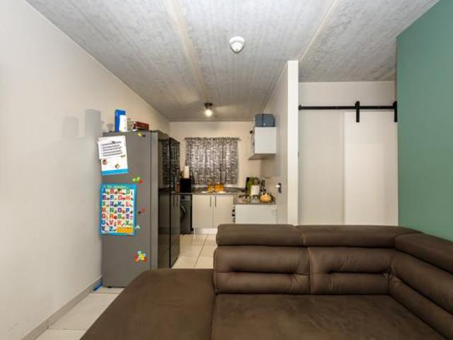 Apartment for sale in Cape Town, Western Cape