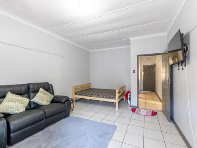 Apartment for sale in Cape Town, Western Cape