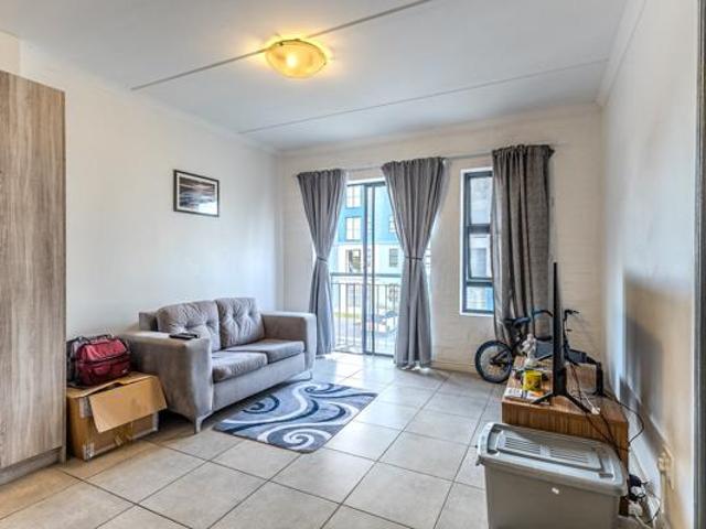 Apartment for sale in Cape Town, Western Cape