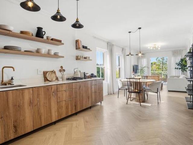 Apartment for sale in Cape Town, Western Cape