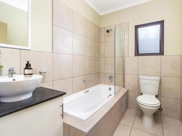 Apartment for rent in Jansenpark, City of Ekurhuleni Metropolitan Municipality