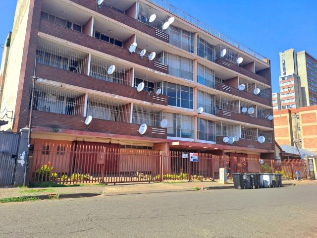Apartment for sale in Vosloorus, Gauteng