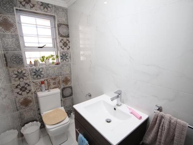 Apartment for sale in Amatola View, Bhisho