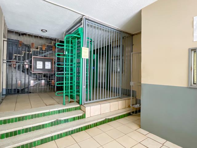 Apartment for sale in Vosloorus, Gauteng