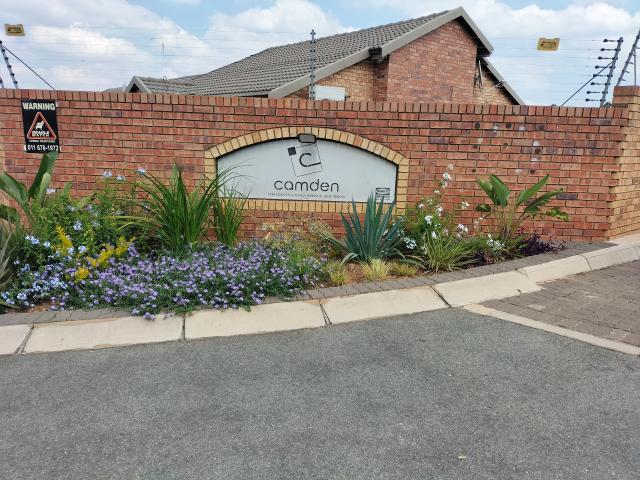 Apartment for sale in Nooitgedacht, Gauteng