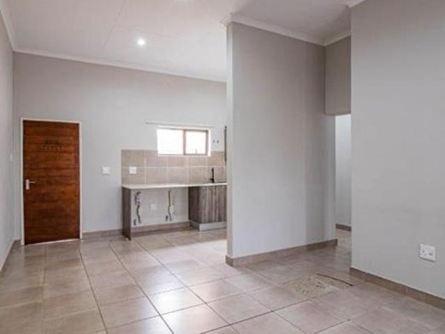 Apartment for rent in West Rand Garden estates, Westonaria Local Municipality