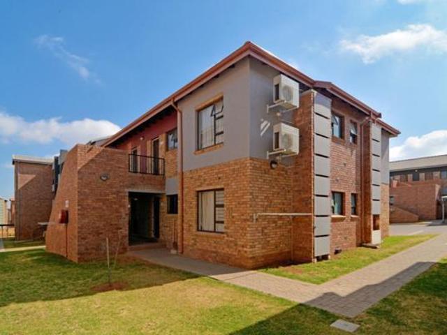 Apartment for rent in Nooitgedacht, Gauteng