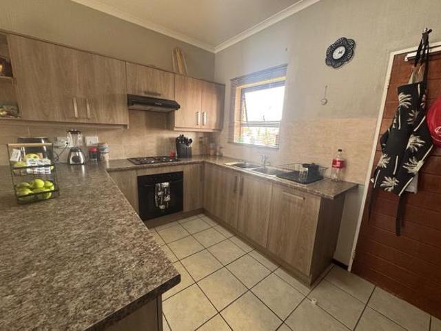 Apartment for rent in Nooitgedacht, Gauteng