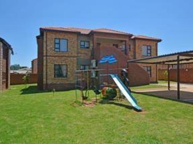 Apartment for rent in Nooitgedacht, Gauteng