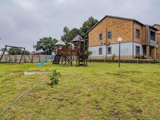Apartment for rent in Roodepoort, City of Johannesburg Metropolitan Municipality