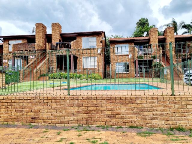 Apartment for sale in Nooitgedacht, Gauteng