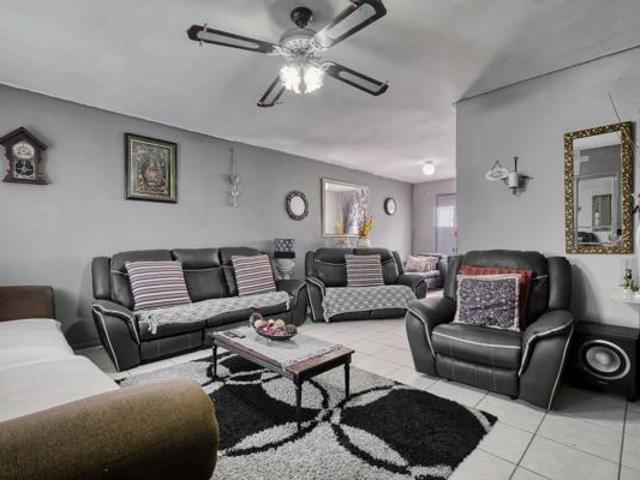 Apartment for sale in Eastern Cape
