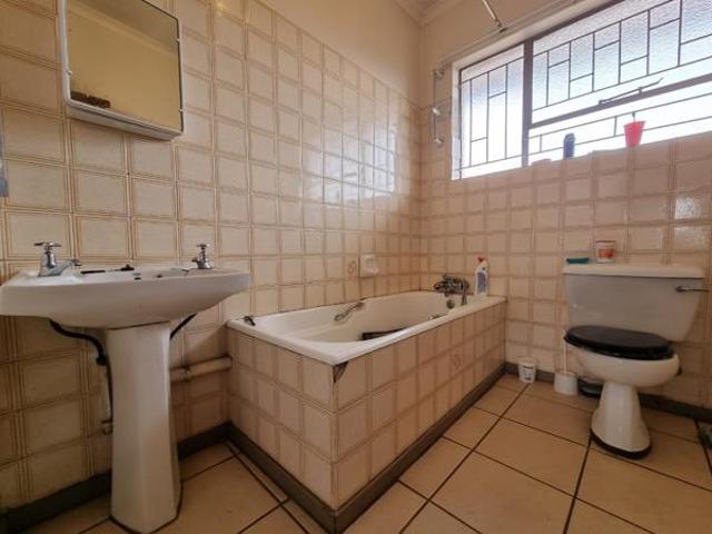 Apartment for sale in Rosendal, Free State