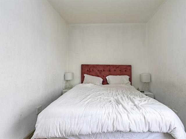 Apartment for sale in Vosloorus, Gauteng