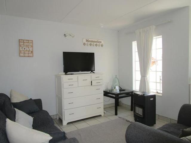 Apartment for rent in Jansenpark, City of Ekurhuleni Metropolitan Municipality