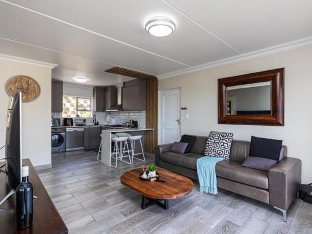 Apartment for sale in Cape Town, Western Cape