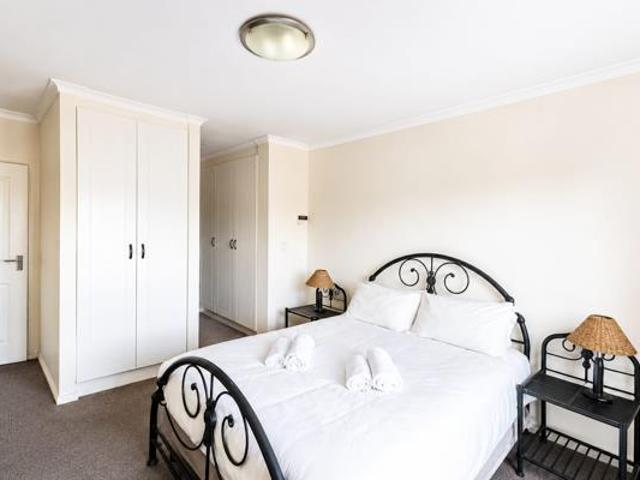 Apartment for sale in Cape Town, Western Cape
