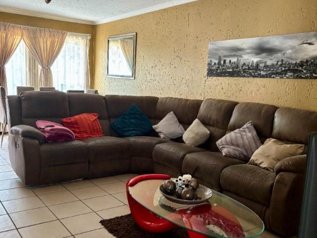 Apartment for sale in Ekurhuleni, Gauteng