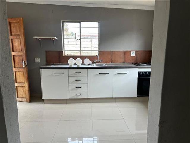 Apartment for rent in Glenmarais, Ekurhuleni