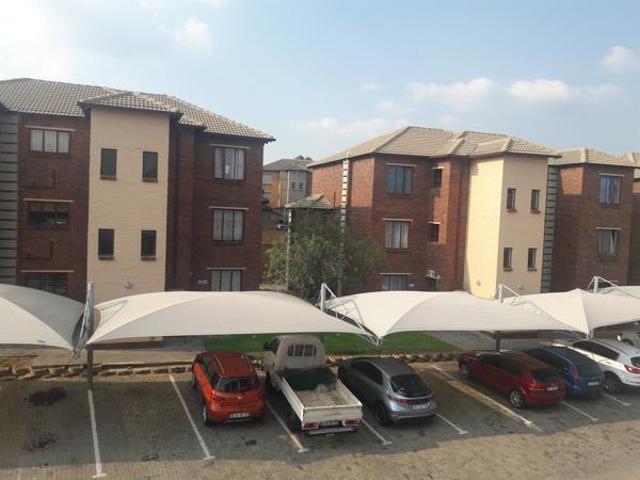 Apartment for rent in Glenmarais, Ekurhuleni