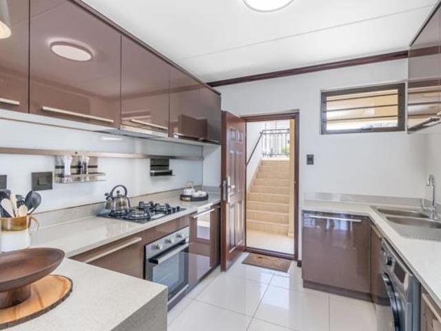 Apartment for sale in Vosloorus, Gauteng
