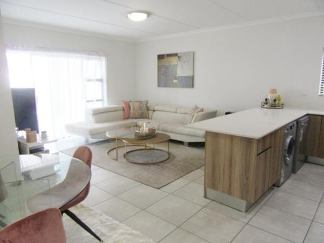 Apartment for rent in Waterkloof, Gauteng