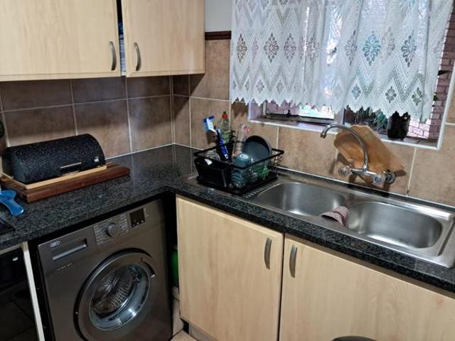 Apartment for rent in Waterkloof, Gauteng