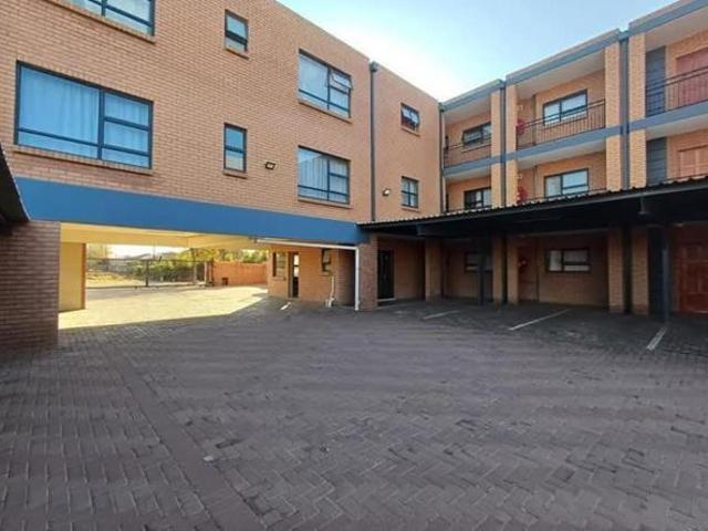 Apartment for rent in Waterkloof, Gauteng