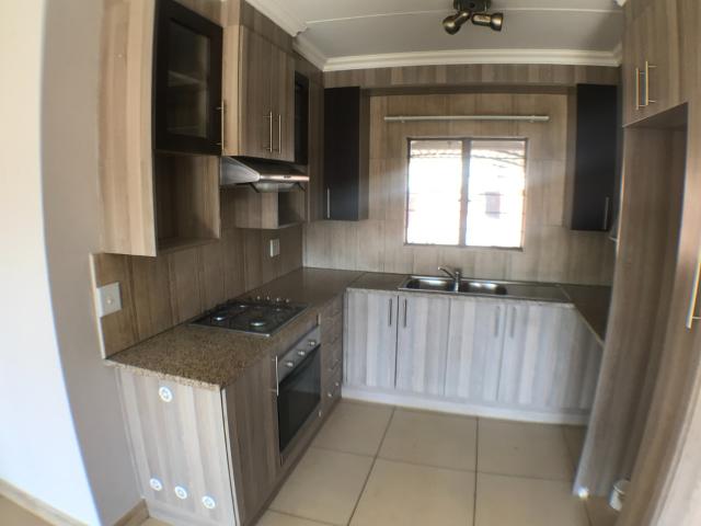 Apartment for rent in Waterkloof, Gauteng