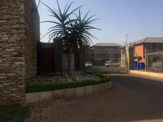 Apartment for rent in Waterkloof, Gauteng