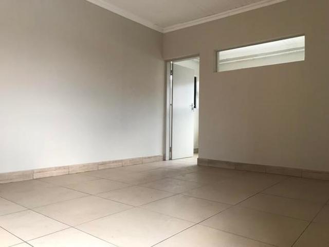 Apartment for rent in Waterkloof, Gauteng