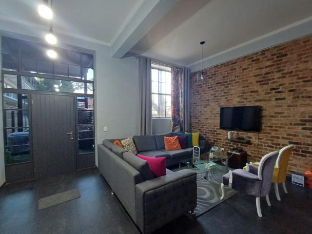 Apartment for sale in Vosloorus, Gauteng