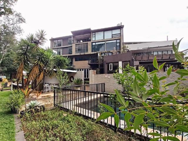 Apartment for sale in Vosloorus, Gauteng