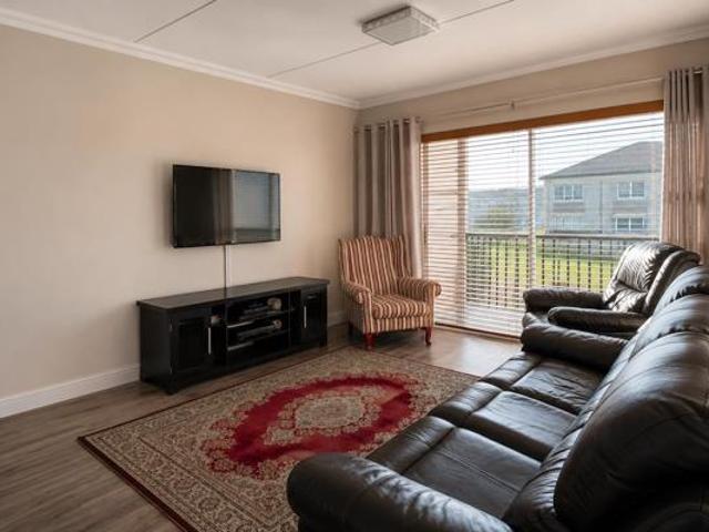 Apartment for sale in Cape Town, Western Cape
