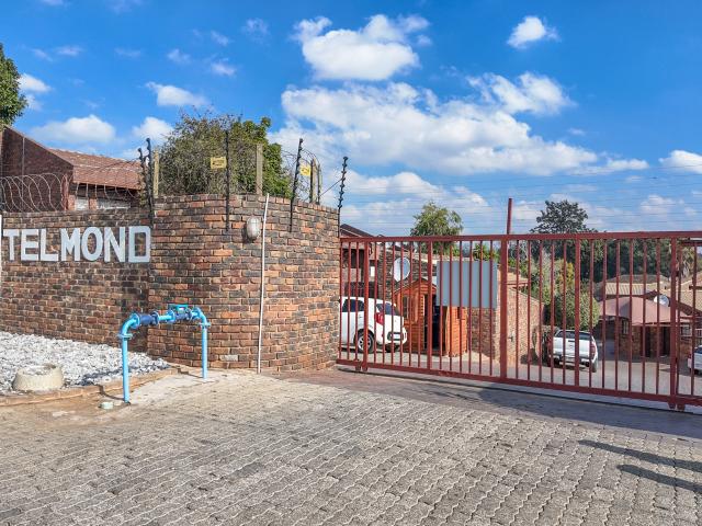 Apartment for sale in Alexandra, Gauteng