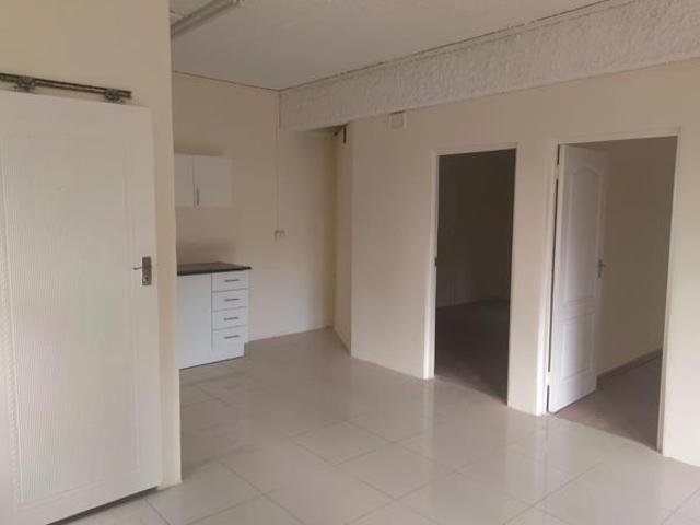 Apartment for rent in Mount Moreland, Kwazulu-natal