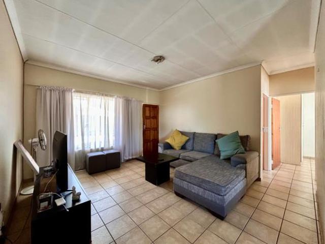 Apartment for sale in Hartbeespoort Dam Nature Reserve, North West